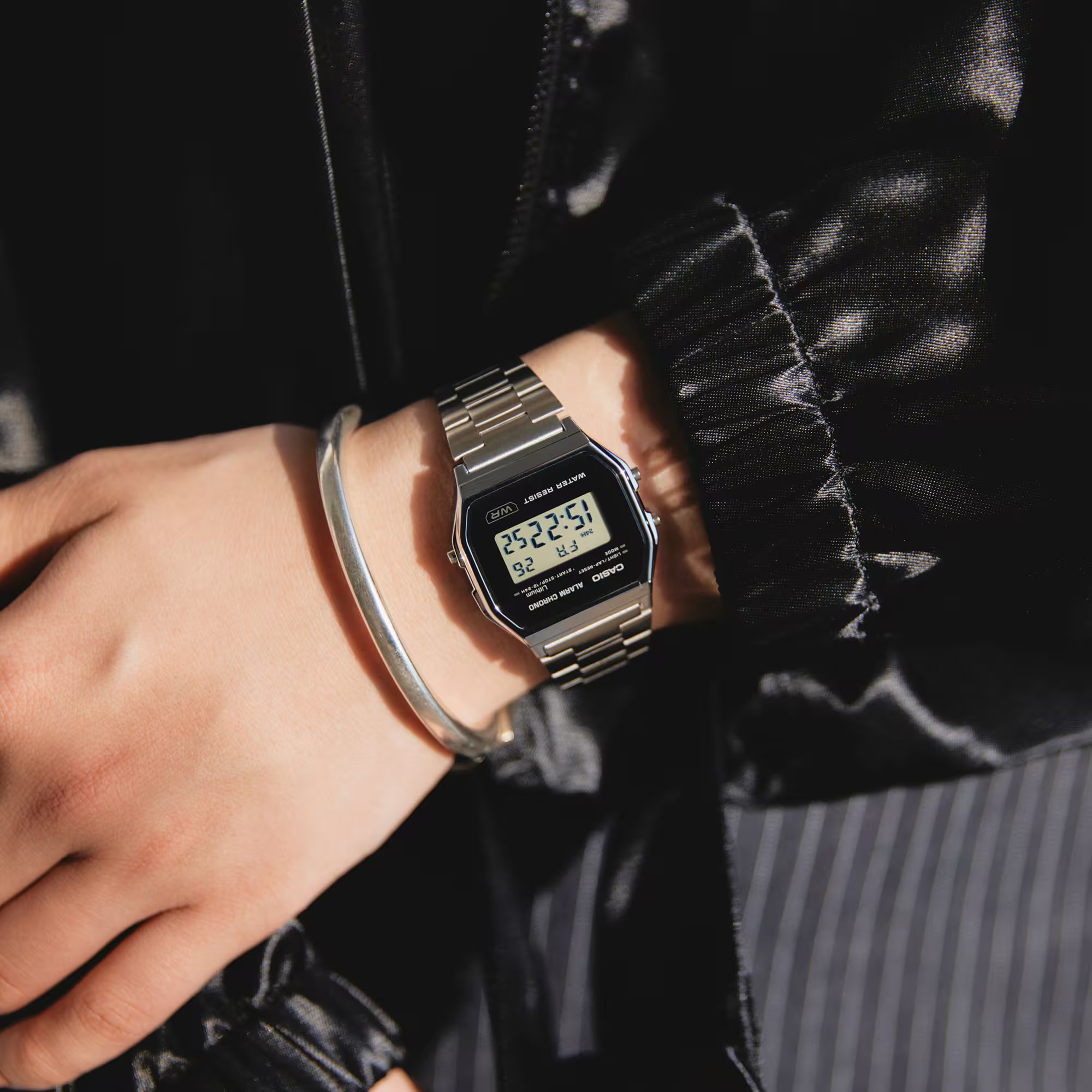 Reloj Casio iconic A158WEA-1 - Imagen 2