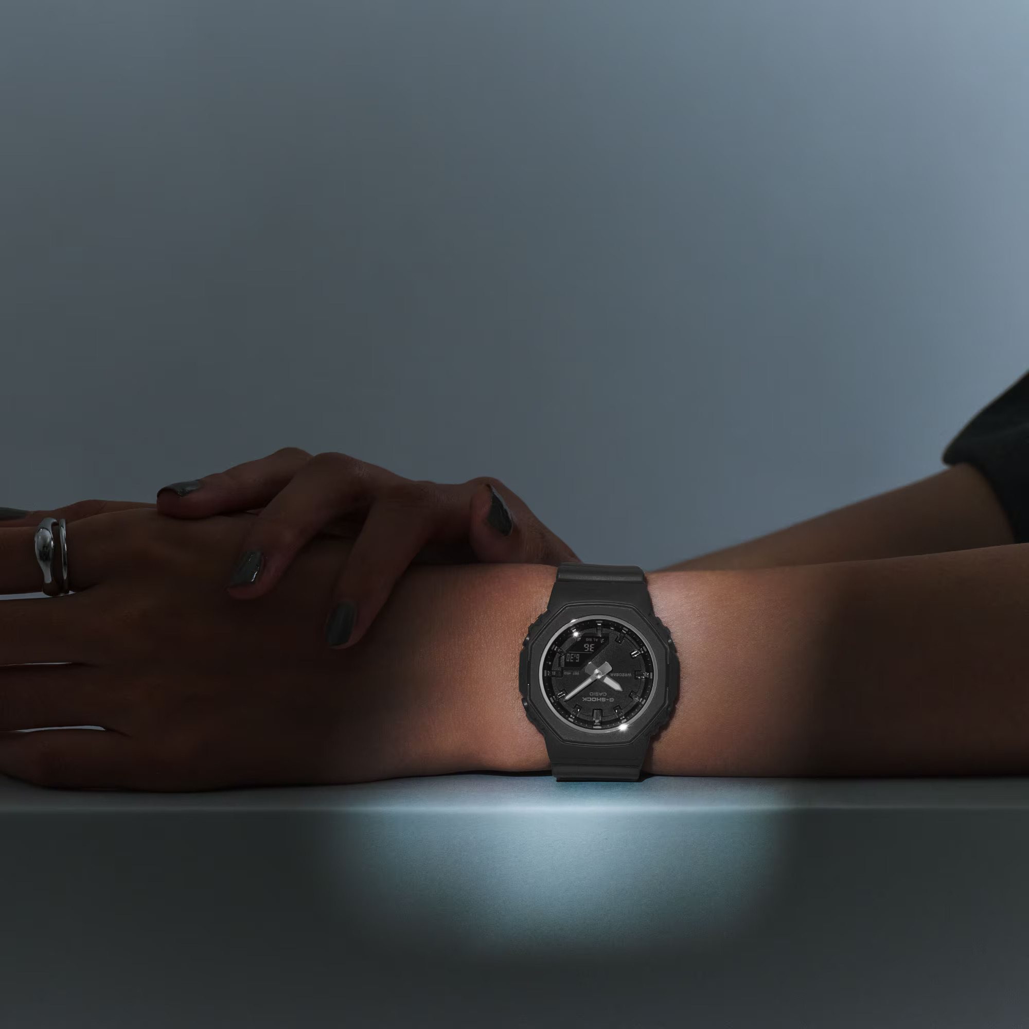 Reloj Casio CLASSIC SERIE GMA-P2100-1aer - Imagen 4